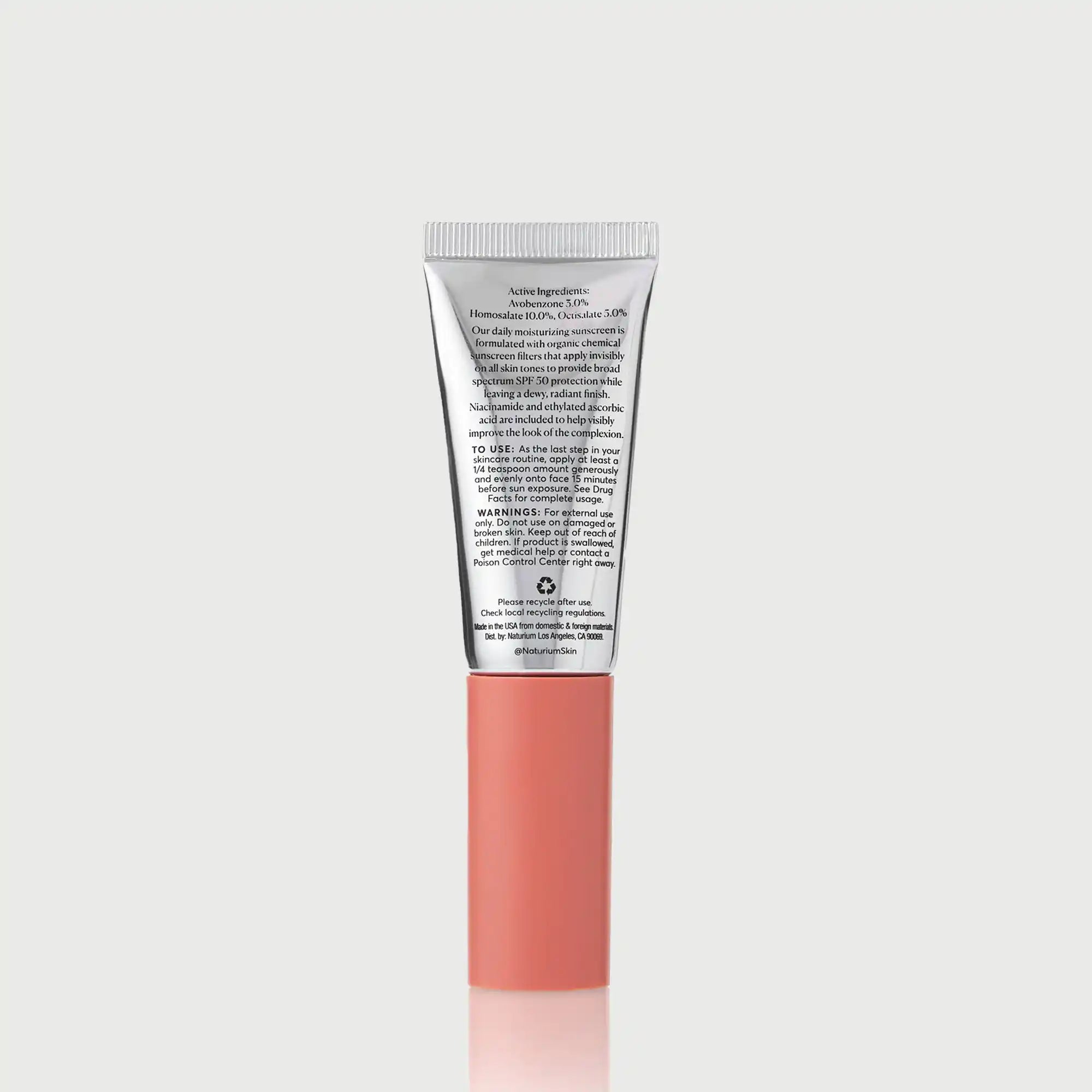 dew-glow-moisturizer-spf-50-travel-size-p3 NATR-10157_Dew-Glow-Moisturizer-SPF-50-Mini_back_capon_bonebkgd_d7cb9bbb-e294-42e2-8d5a-28c73c09b5b5.webp