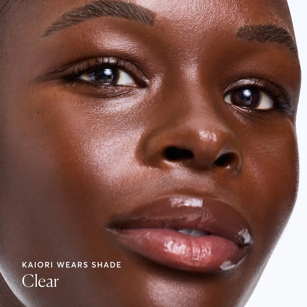phyto-glow-lip-balm-clear-c5 NATR-60066-Alt-Images-Phyto-Glow-Lip-Balm-Clear-04.webp