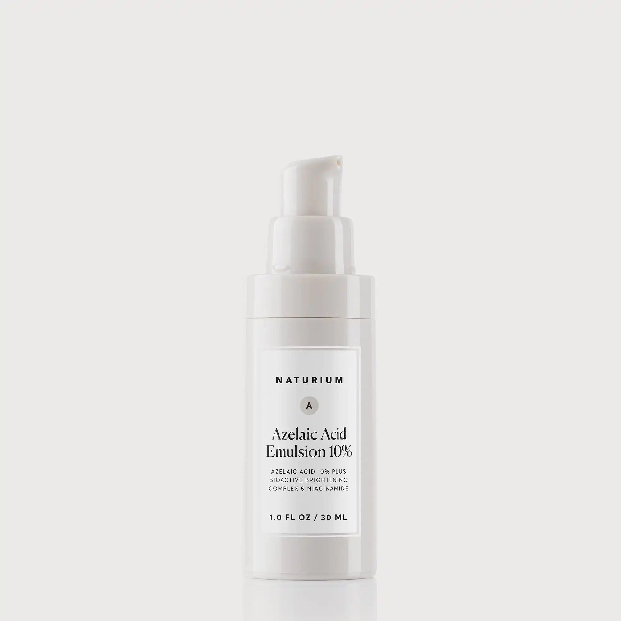 azelaic-acid-emulsion-10-n9 NATR_Azelaic-Acid-Emulsion-10_Cap-off.webp