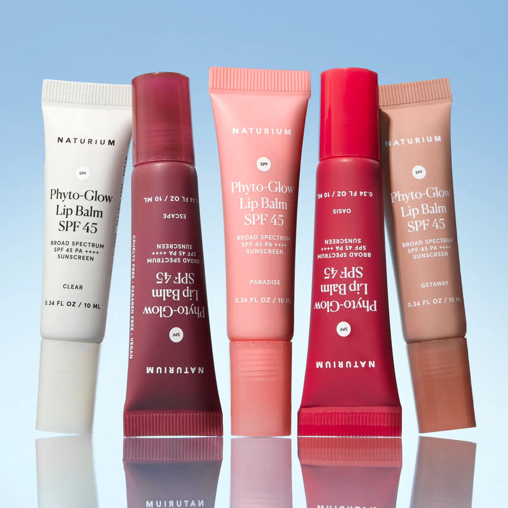 phyto-glow-lip-balm-spf-45-getaway-s1 phytoglowSPF_6428-crop_cde1553e-6f3e-4726-9686-a6dd715ed7c9.webp